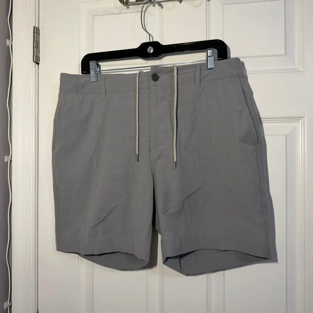 Faherty All Day Shorts Mens 34 Gray Stretch Hybrid Swim Trunks 6.5 Inseam